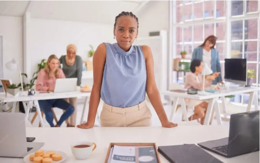 Une du magazine Ébène Magazine, édition papier 2022- Décryptage de l'actualité en Afrique Centrale.