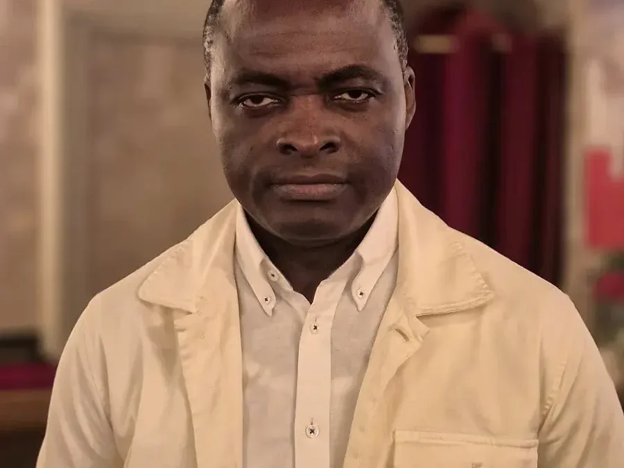 Médias : Georges Dougueli, la sentinelle du journalisme panafricain